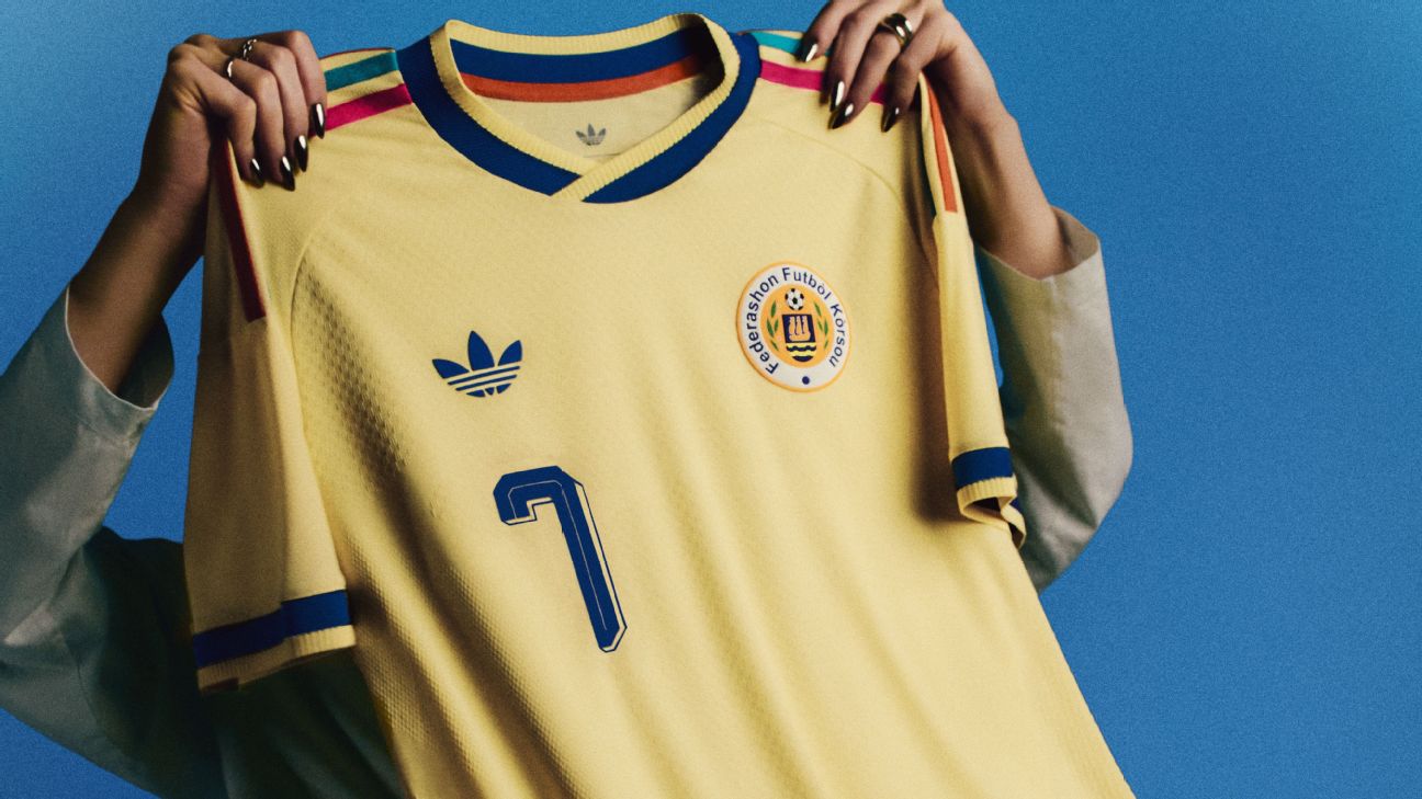 世界杯球衣冲突背后：FIFA如何防止同色撞衫